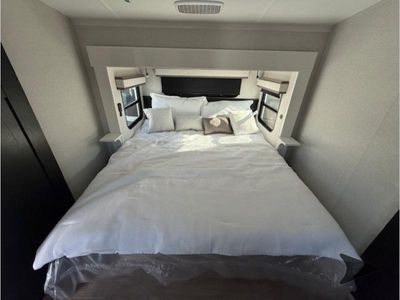 2026 Jayco Pinnacle - Photo 35