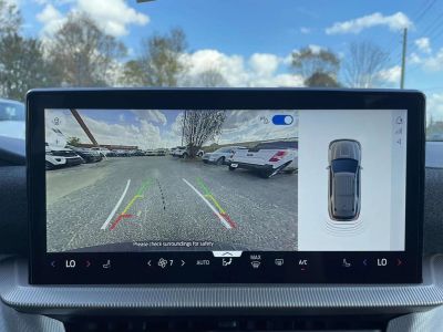 2026 Ford Explorer — photo 18 view