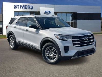 2026 Ford Explorer Active in Space White Metallic — front three-quarter view