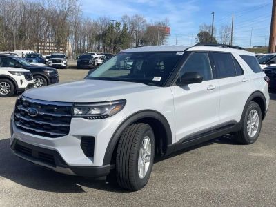 2026 Ford Explorer — photo 7 view