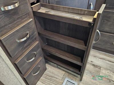 2019 Keystone RV Outback Ultra Lite — photo 19 view