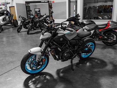 2025 Yamaha MT-07 - Photo 3