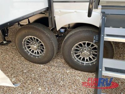 2026 Forest River RV Cherokee Sabre - Photo 8