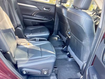 2019 Toyota Highlander - Photo 3