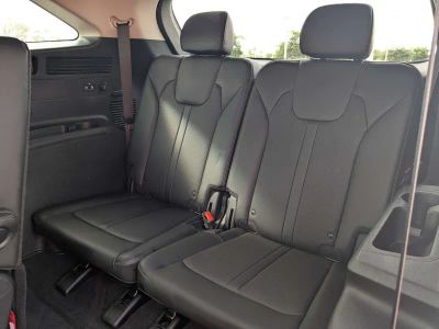 2021 Kia Sorento — photo 18 view