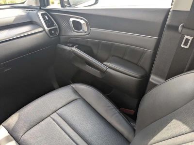 2021 Kia Sorento — photo 23 view