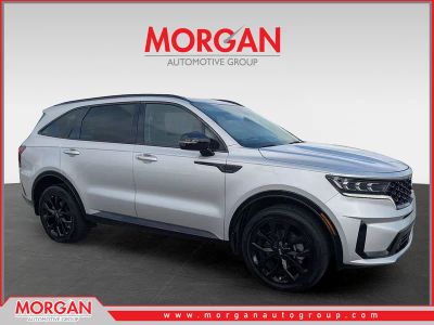 2021 Kia Sorento SX in Sparkling Silver — front three-quarter view