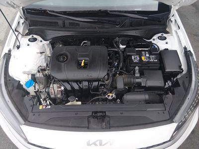 2024 Kia Forte - Photo 9