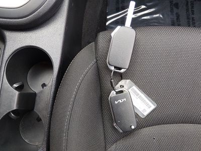 2024 Kia Forte - Photo 15