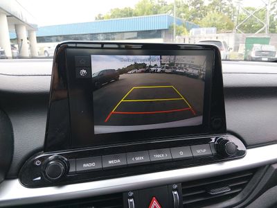 2024 Kia Forte - Photo 16
