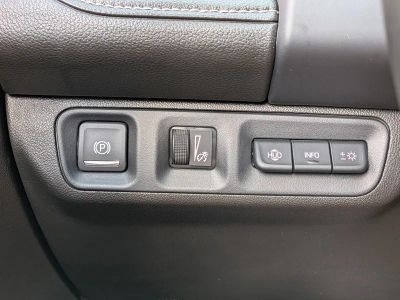 2023 GMC Acadia — photo 24 view