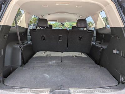2023 GMC Acadia — photo 13 view
