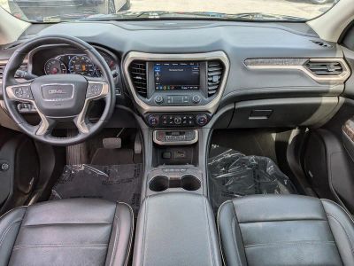 2023 GMC Acadia — photo 17 view