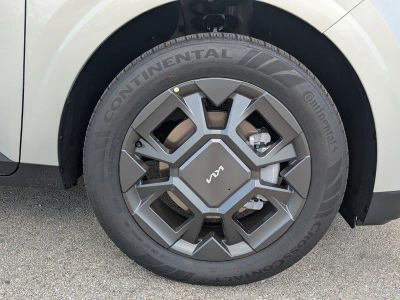 2026 Kia Carnival Hybrid — photo 12 view