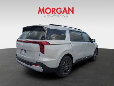 2026 Kia Carnival Hybrid — detail view