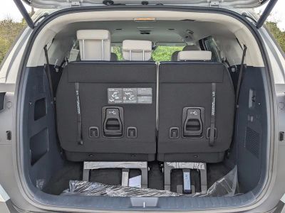 2026 Kia Carnival Hybrid — photo 16 view