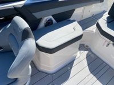 2026 Chaparral 6 SSX - Photo 9