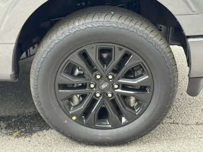 2026 Ford F-150 — photo 12 view
