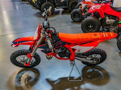 2025 KTM 50 SX Factory Edition - Photo 2