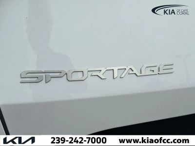 2026 Kia Sportage — photo 10 view
