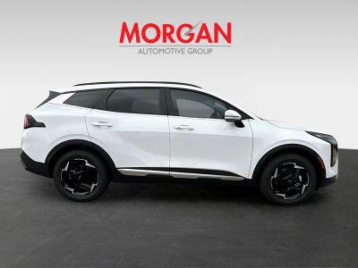 2026 Kia Sportage — engine compartment view
