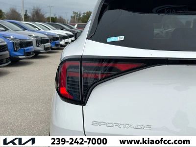 2026 Kia Sportage — photo 9 view