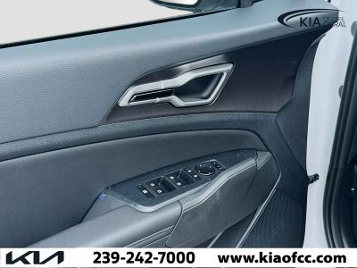 2026 Kia Sportage — photo 21 view