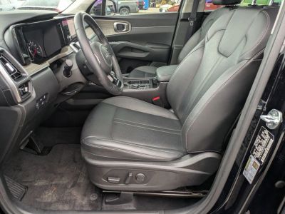 2023 Kia Sorento - Photo 11