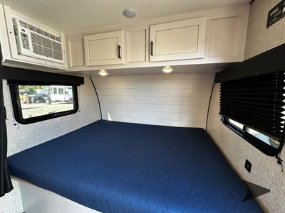 2024 Jayco Jay Flight SLX - Photo 12