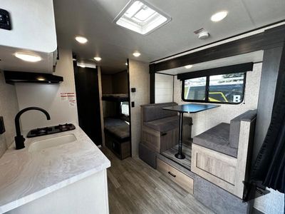 2024 Jayco Jay Flight SLX - Photo 13
