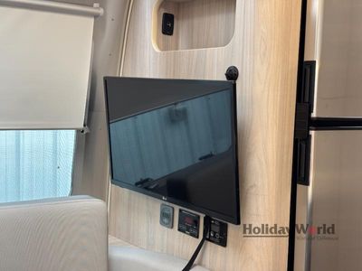 2022 Airstream Globetrotter - Photo 10