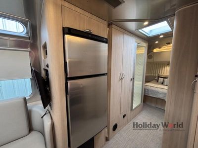 2022 Airstream Globetrotter - Photo 14