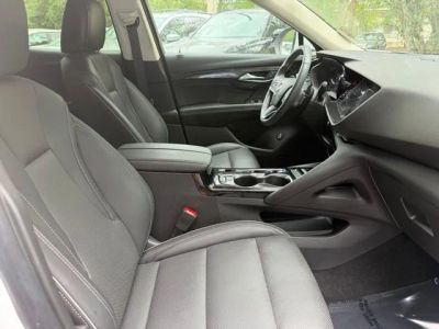 2023 Buick Envision — photo 9 view