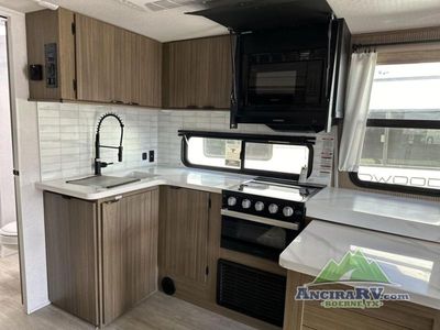 2025 Forest River RV Wildwood X-Lite - Photo 10