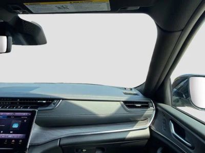 2023 Jeep Grand Cherokee 4xe — photo 17 view