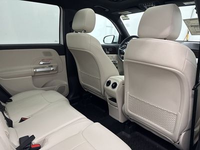 2026 Mercedes-Benz GLB — photo 25 view