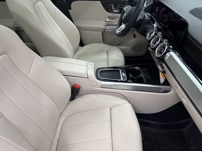 2026 Mercedes-Benz GLB — photo 30 view