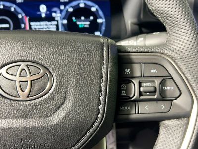 2026 Toyota Tacoma 4WD — photo 17 view