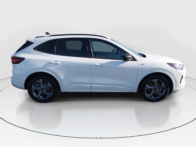 2023 Ford Escape — photo 8 view