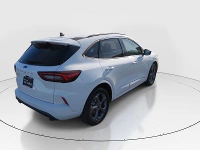 2023 Ford Escape — photo 7 view