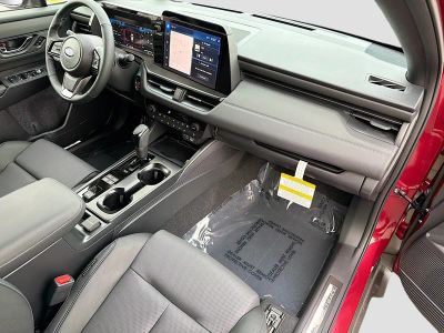 2026 Subaru Outback — photo 13 view