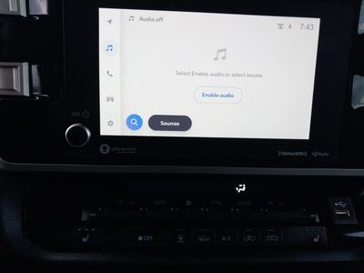 2024 Toyota Tundra 4WD — photo 10 view