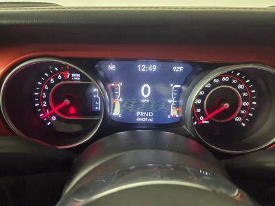 2020 Jeep Gladiator — photo 14 view