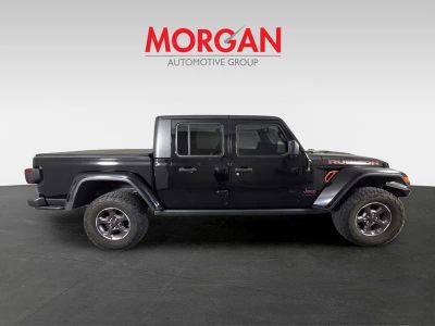 2020 Jeep Gladiator — interior view