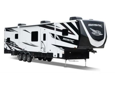 2026 Jayco Seismic Toy Hauler - Photo 41