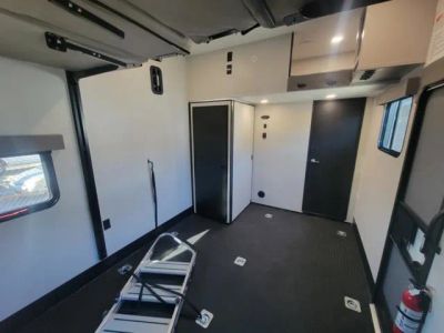 2026 Jayco Seismic Toy Hauler - Photo 28