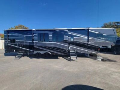 2026 Jayco Seismic Toy Hauler - Photo 6