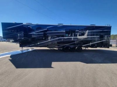 2026 Jayco Seismic Toy Hauler - Photo 2