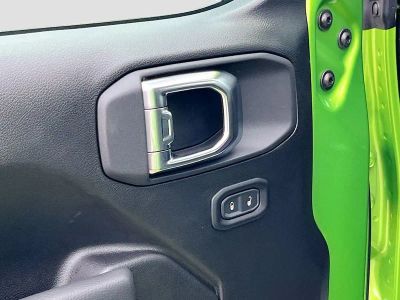 2026 Jeep Wrangler — photo 17 view