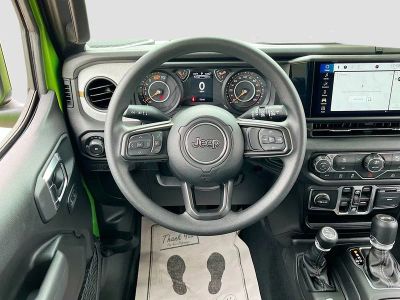 2026 Jeep Wrangler — photo 20 view